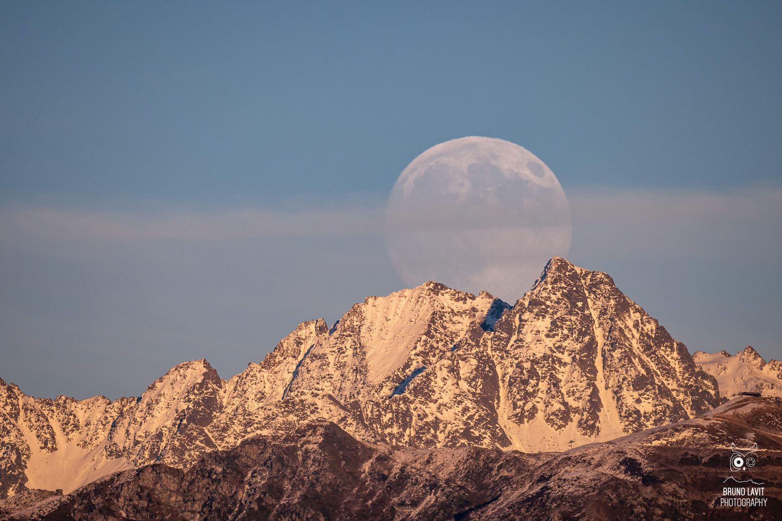 Lever de lune sur Belledonne Isère — Bruno Lavit Photography